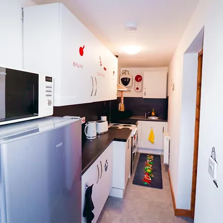 Stunning Flats In Handsworth Birmingham Close To One Stop Perry Barr Andaston Football Club Exterior photo